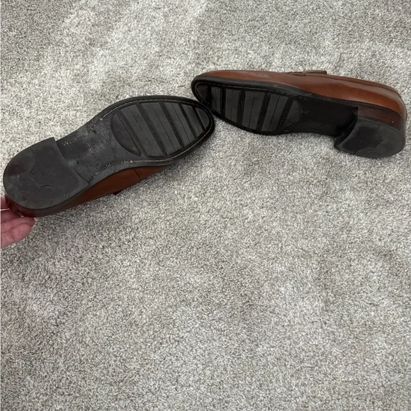 EUC - Cole Haan - Men’s Size 11 - British Tan Loafer Leather Shoe - Picture 4 of 5